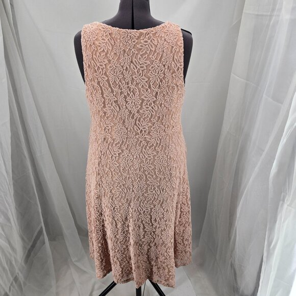 718-17 Torrid Dusty pink Rose Lace Midi Dress Size 2 16/18 - Picture 6 of 10